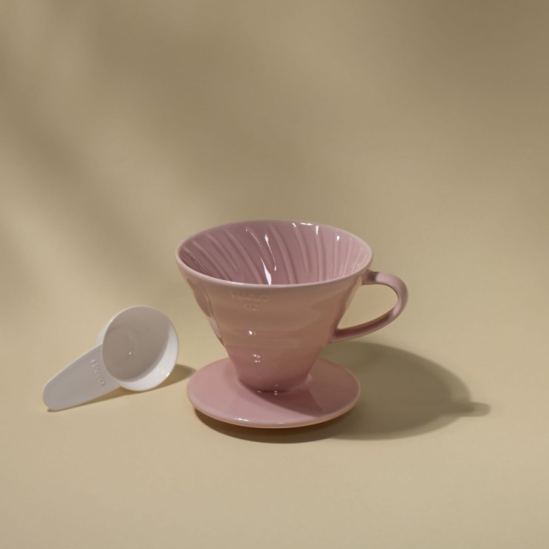ceramiczny różowy drip hario v60-02
