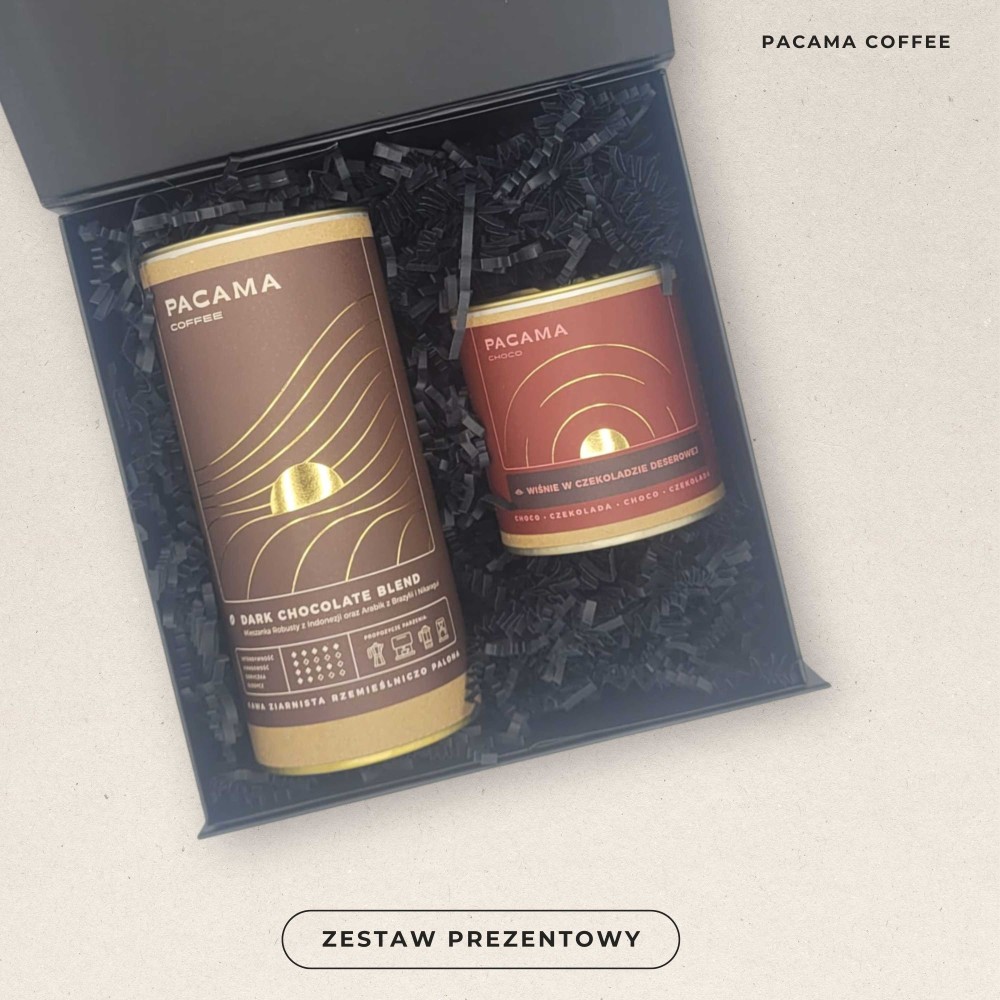 Zestaw prezentowy Pacama: Kawa ziarnista Dark Chocolate Blend + Wiśnie w czekoladzie deserowej 150g