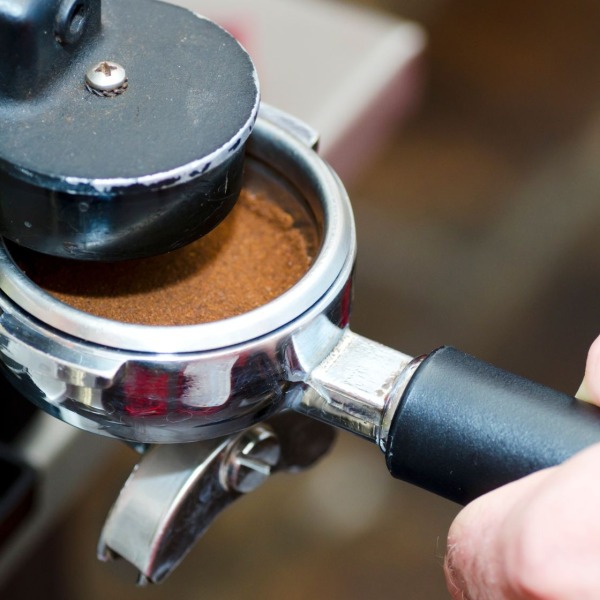 Backflush - metoda czyszczenia ekspresu kolbowego